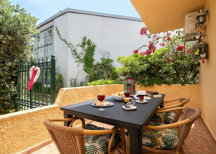 Апартаменты Niki's House